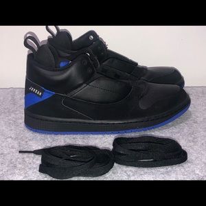 Jordan Fadeaway GS Black Royal Size 7Y AO1331-041.